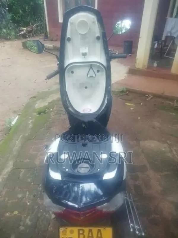 Honda Dio 2012