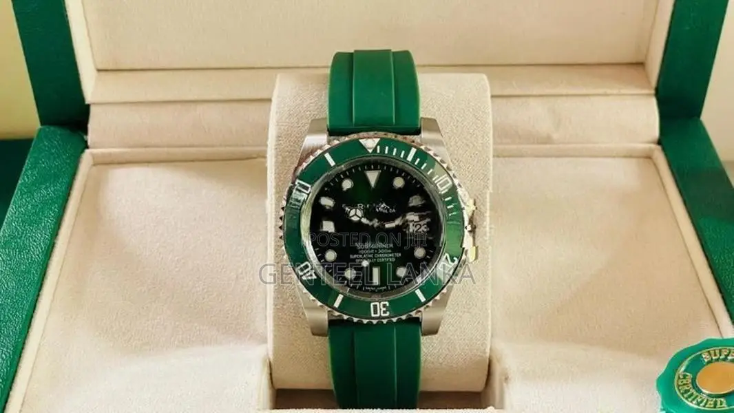 Rolex Submariner “Hulk Sporty Instantly Iconic Mens Watch