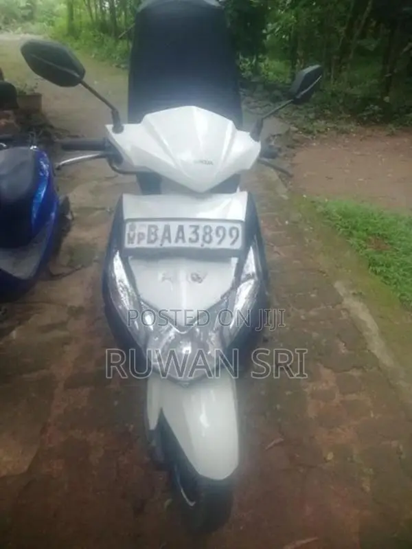 Honda Dio 2012
