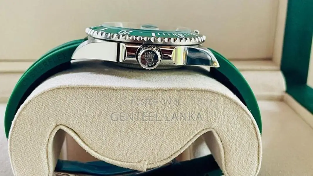 Rolex Submariner “Hulk Sporty Instantly Iconic Mens Watch