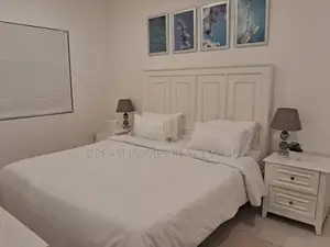 Baththaramulla,Luxury 2 Bedroom Apartment for Long Term Rent