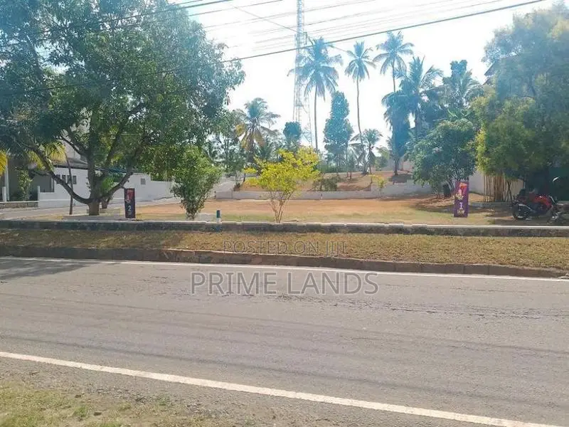 මීපාවලින් බිම් කොටස්