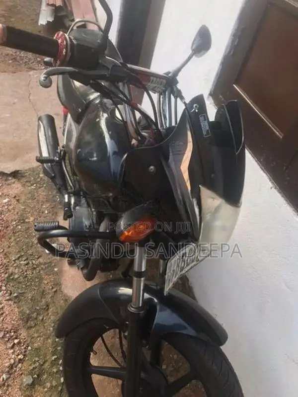 Bajaj Platina 100 2014