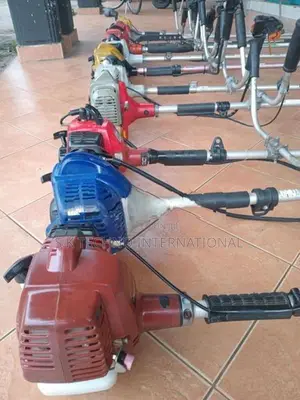 තණකොල කපන යන්ත්‍ර
