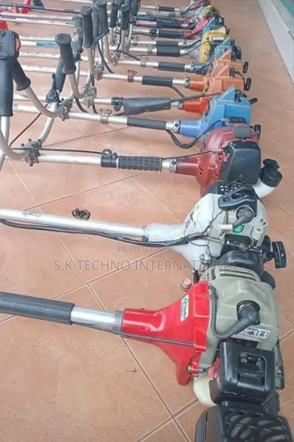 තණකොල කපන යන්ත්‍ර