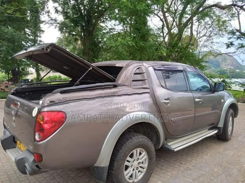 Mitsubishi Sportero 2010