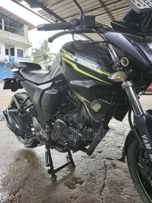 Yamaha FZ S 2016