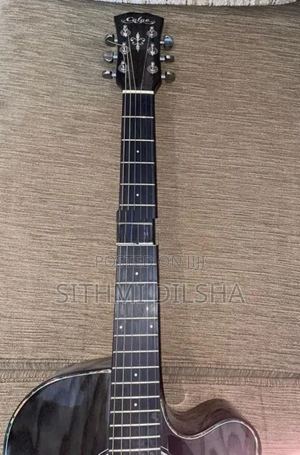 Calao Acoustic Guitar