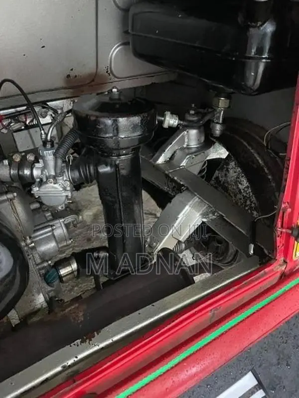 Bajaj RE 2 Stroke 2004