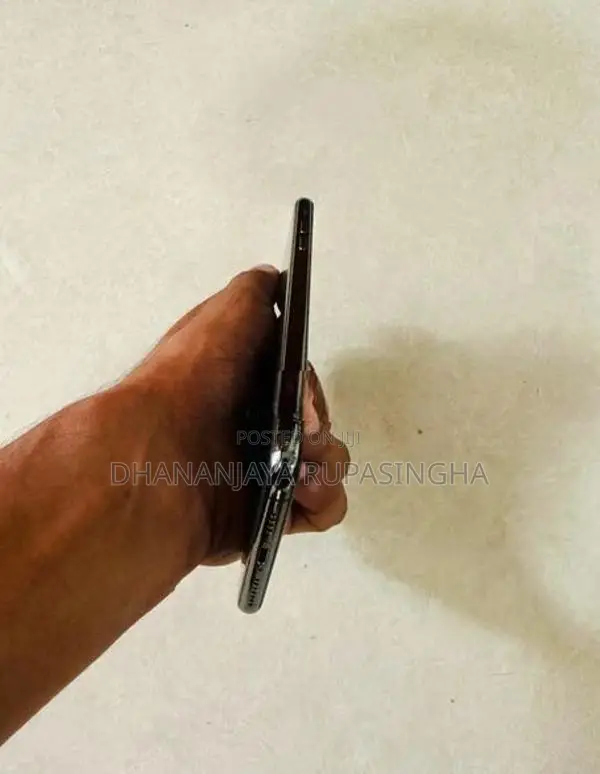 Apple iPhone XS Max (Used)