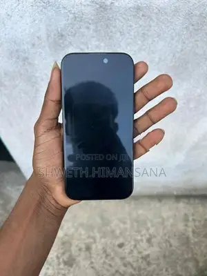 Apple iPhone 16 128GB (Used)