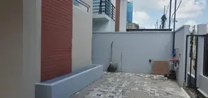 4 Bed Unfurnished 2 Storeyed House for Rent in Kahathuduwa