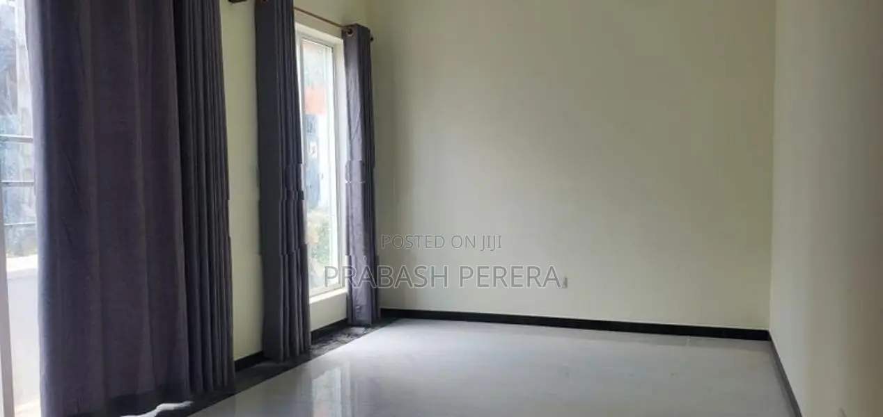4 Bed Unfurnished 2 Storeyed House for Rent in Kahathuduwa