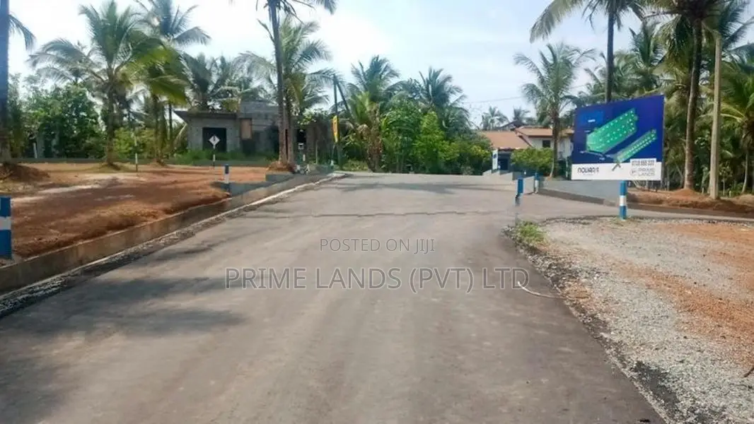 Land for Sale in Kadawatha