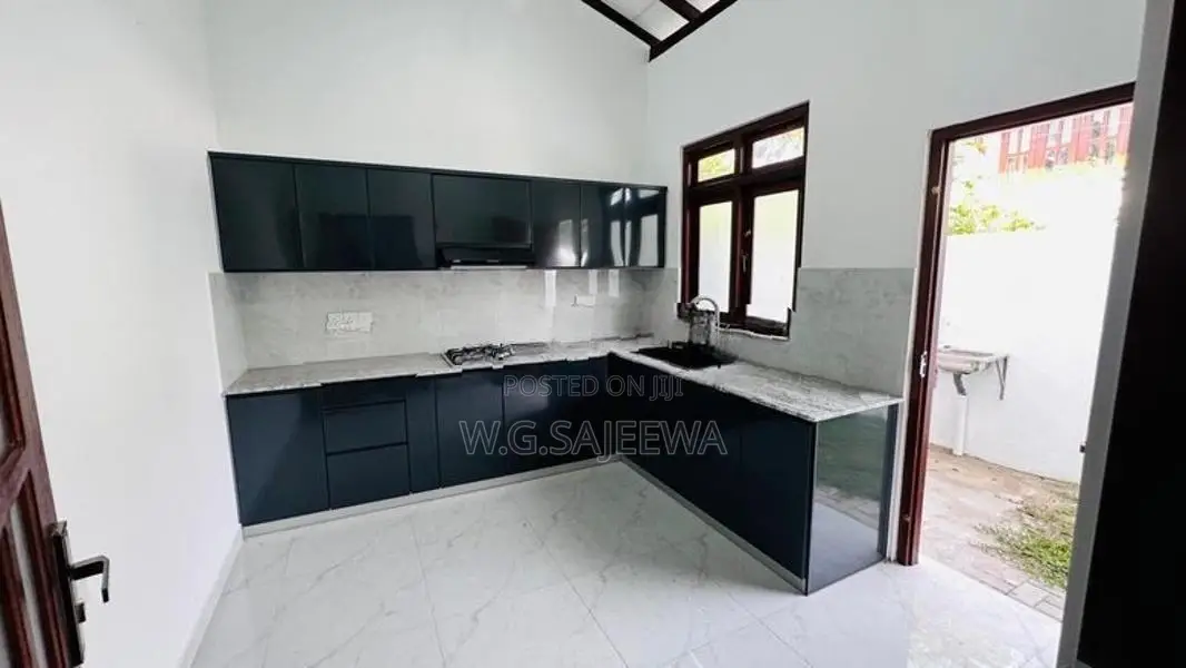 House for Sale in Ja-Ela