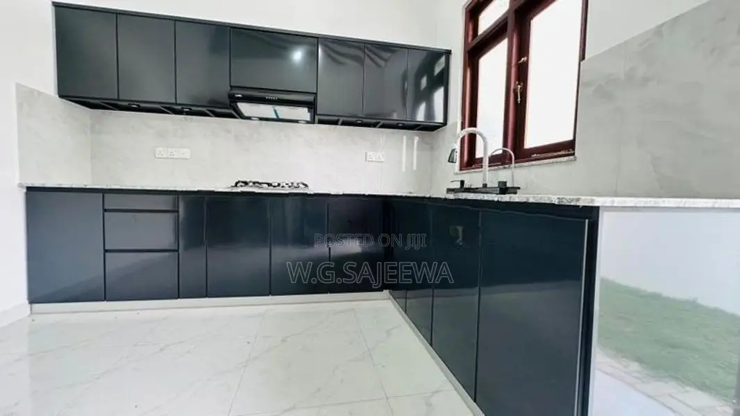 House for Sale in Ja-Ela