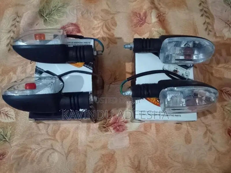 Discover 135 Signal Light