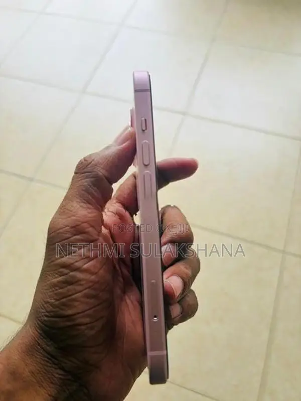 Apple iPhone 15 (Used)