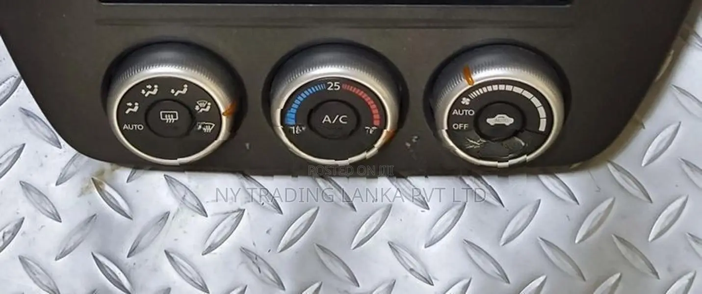 Nissan Sylphy Bluebird G11 AC Switch