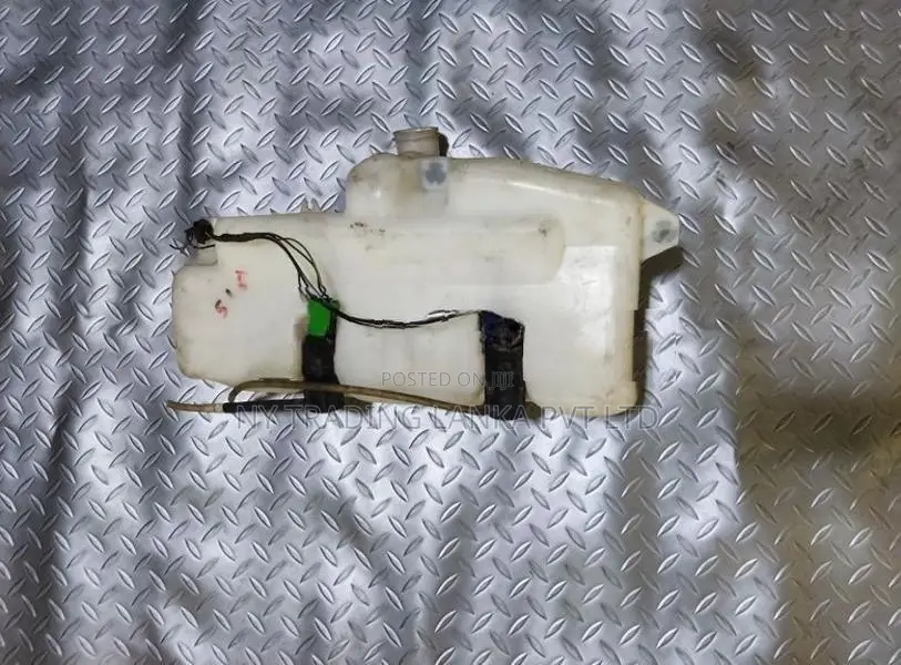 Suzuki Swift HT51S Windscreen Washer Tank