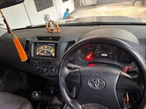 Toyota Hilux 2014