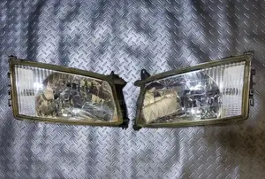 Toyota Regius Headlight