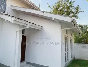 Two Storey House for Rent in Thalawathugoda