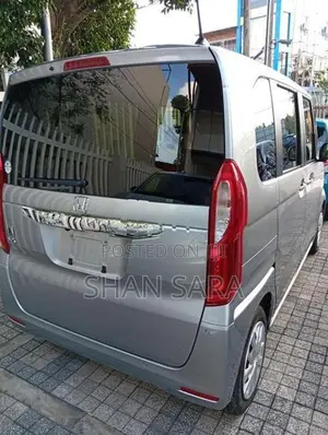 Honda N-Box X 2023