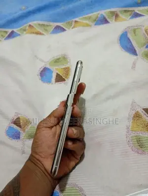 Apple iPhone XS Max (Used)