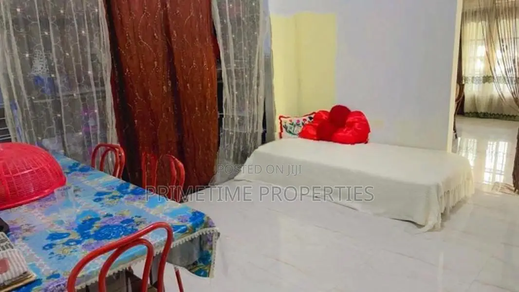 (KH741) House with six Boarding rooms Borfor sale in Seeduwa