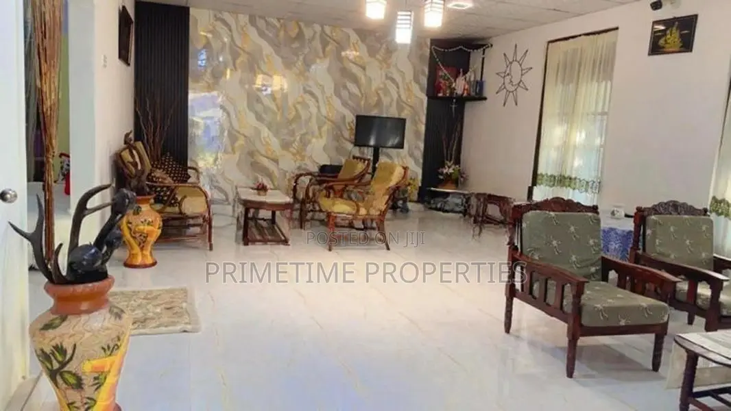(KH741) House with six Boarding rooms Borfor sale in Seeduwa