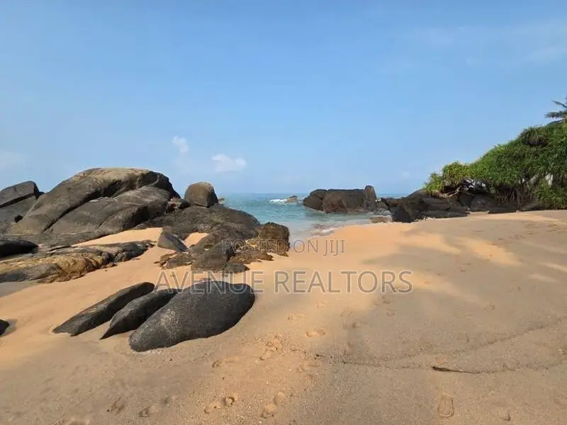 259 Perches Beachfront Land for Sale in Balapitiya