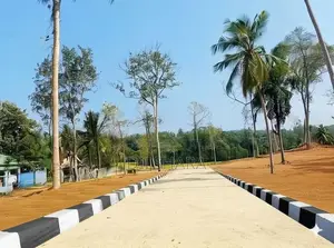 කැකනදුර සුන්දර පරිසරයකින් ඉඩමක්