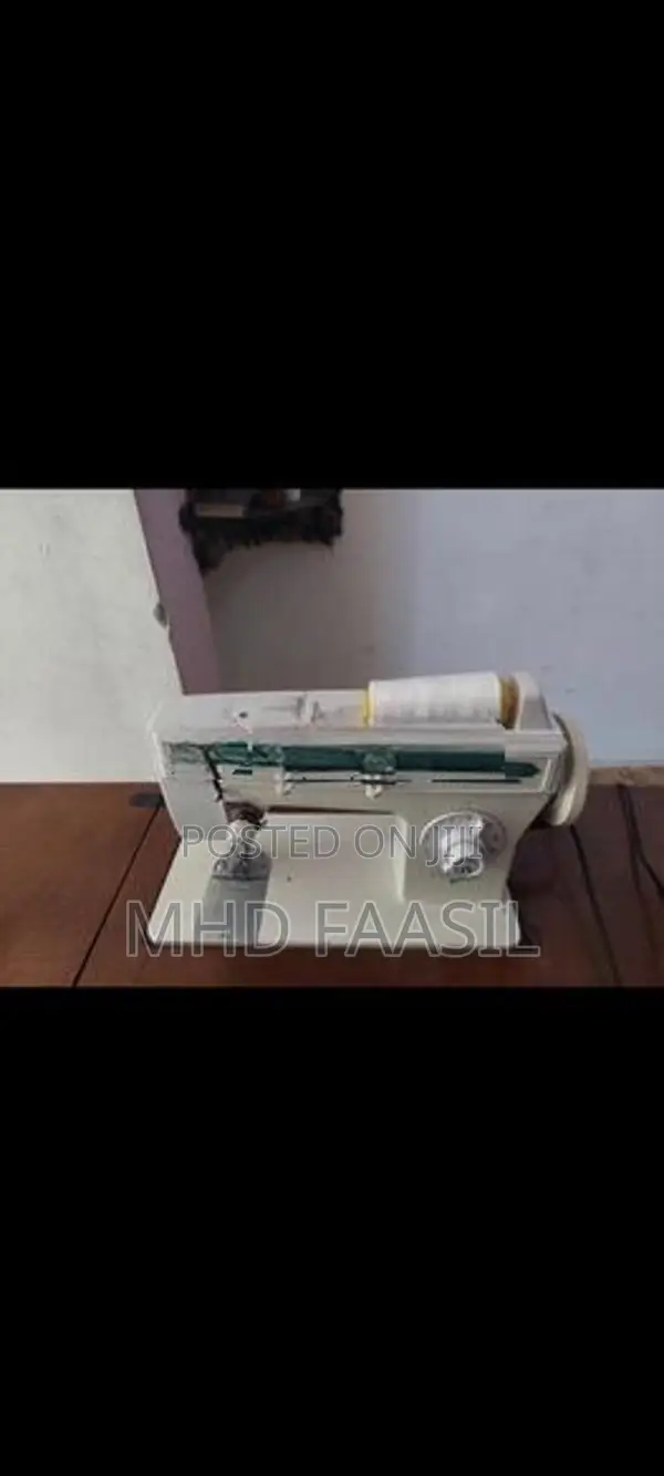 974N Singer Stitching Machine