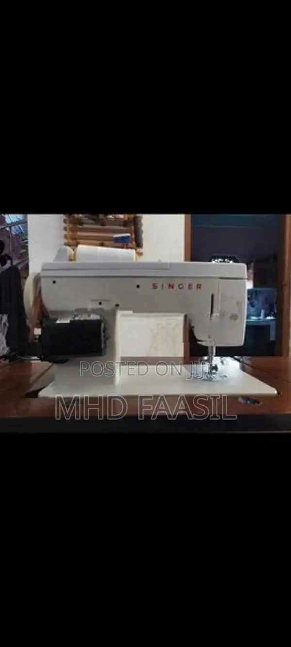 974N Singer Stitching Machine