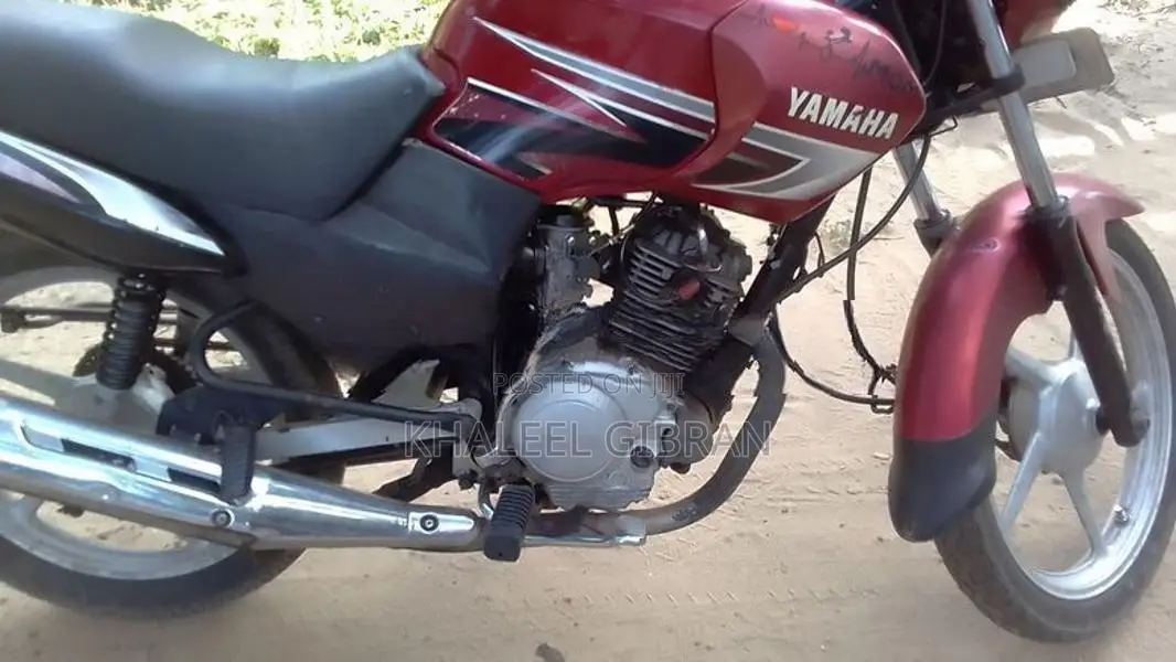 Yamaha YBR 125 2012