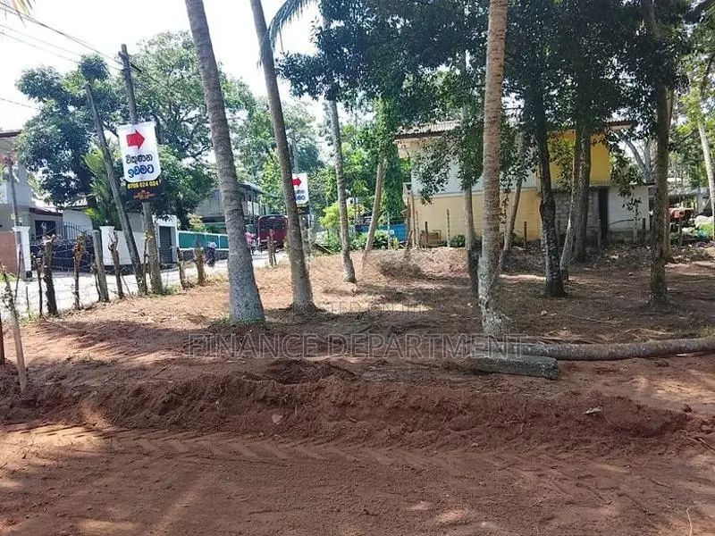 Luxury Land for Sale in Panadura Hirana 457 Bus Road