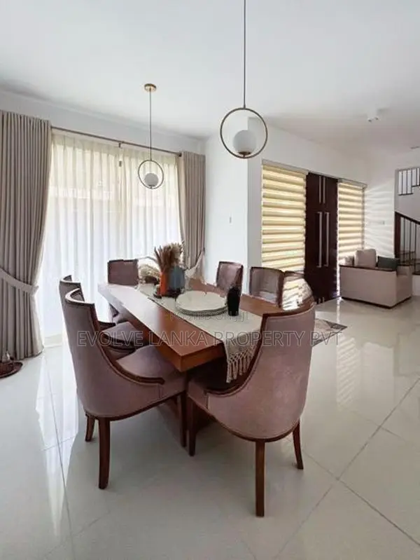 EXCLUSIVE FULLY FURNISHED SIGNATURE HOUSE AT THALAWATHUGODA