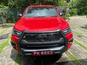 Toyota Hilux Rocco 2025