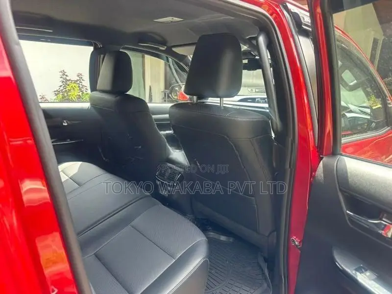 Toyota Hilux Rocco 2025
