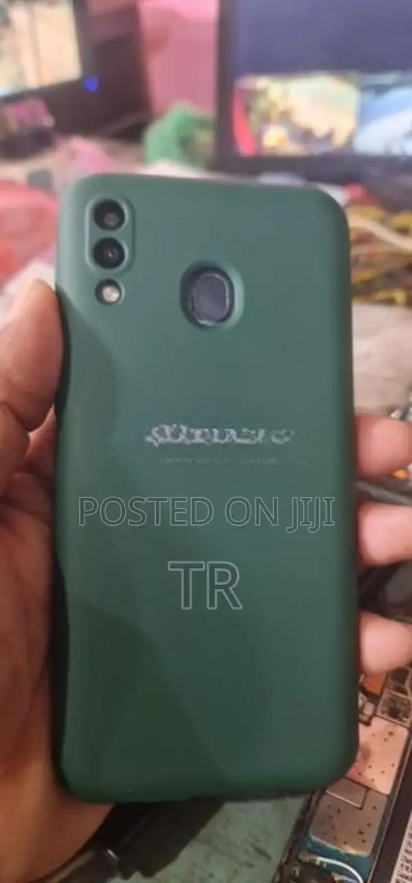 Samsung Galaxy M20 (Used)