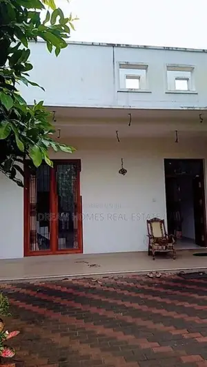 Beautiful 2-Story Modern Home for Sale – Kaduwela