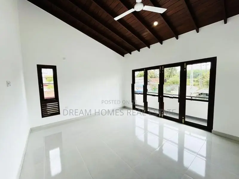 Beautiful Family Home for Sale Near Kesbewa