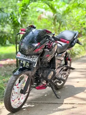 Bajaj Pulsar 180 2018