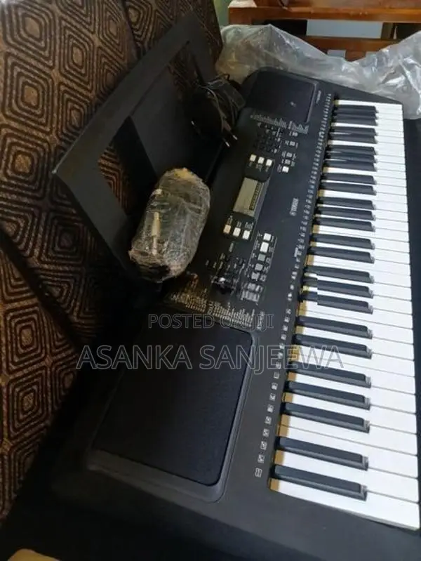 Yamaha PSR E363 Keyboard