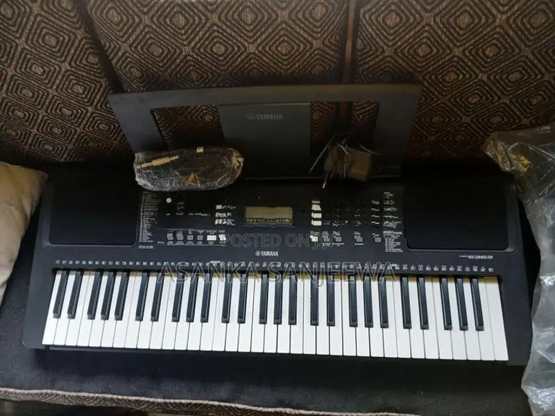 Yamaha PSR E363 Keyboard