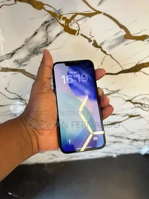 Apple iPhone 13 (Used)