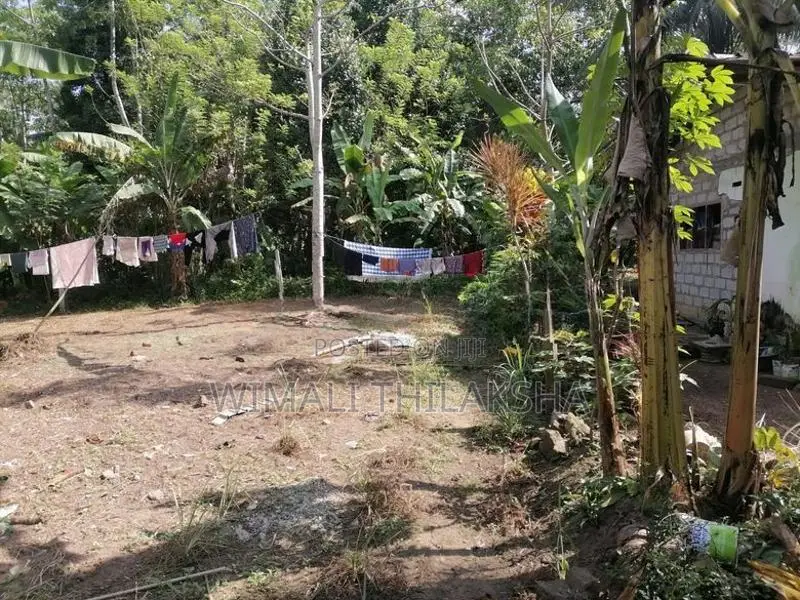 Land for Sale Meegoda