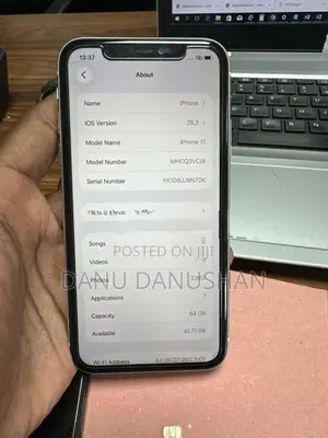 Apple iPhone 11 (Used)
