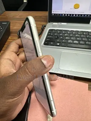 Apple iPhone 11 (Used)